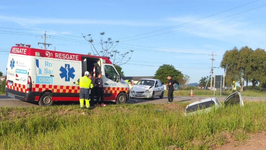 Acidente entre dois carros deixa feridos na RSC-287, em Vale do Sol